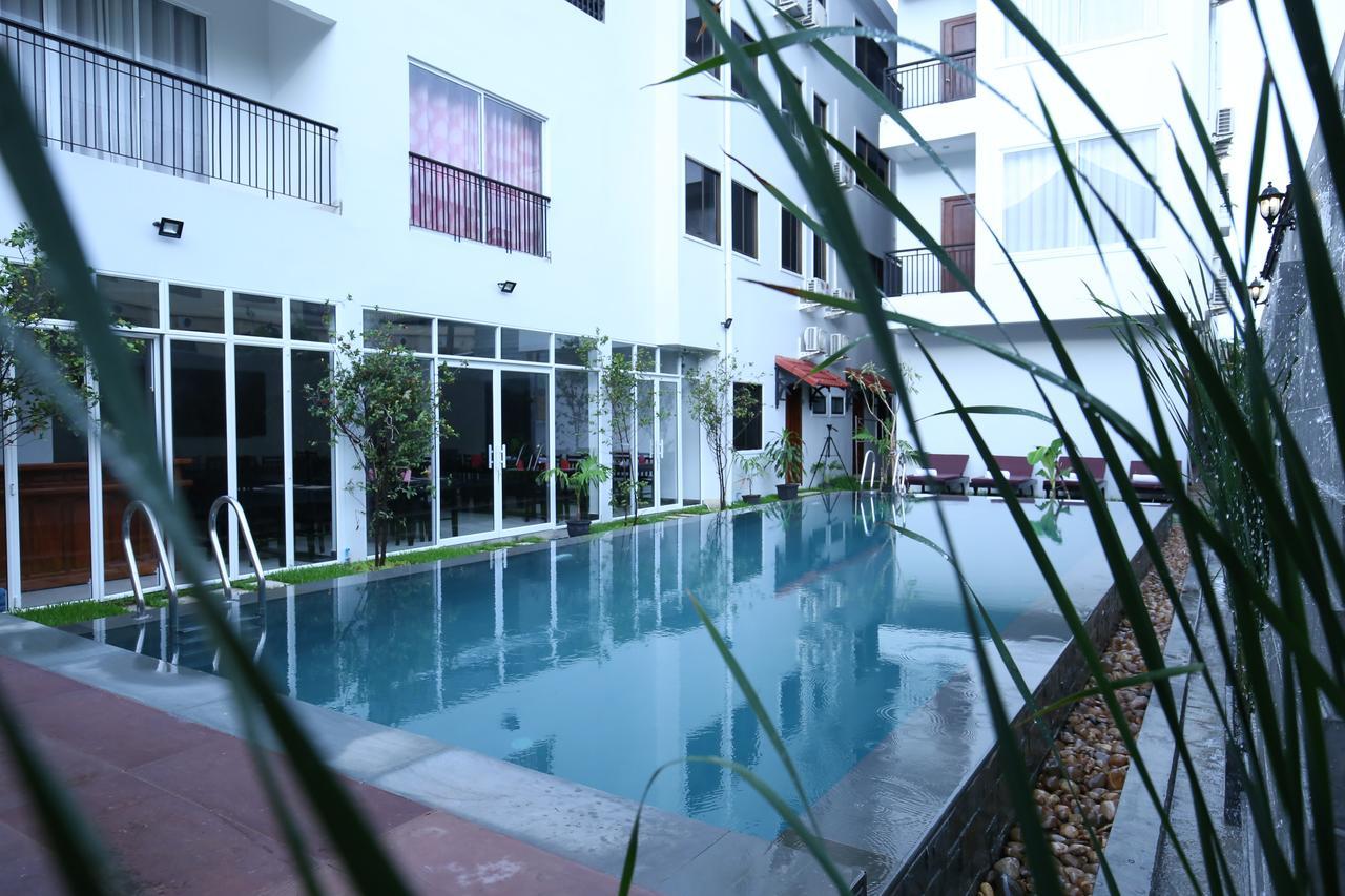 Holy Angkor Deluxe Hotel Sziemreap Kültér fotó